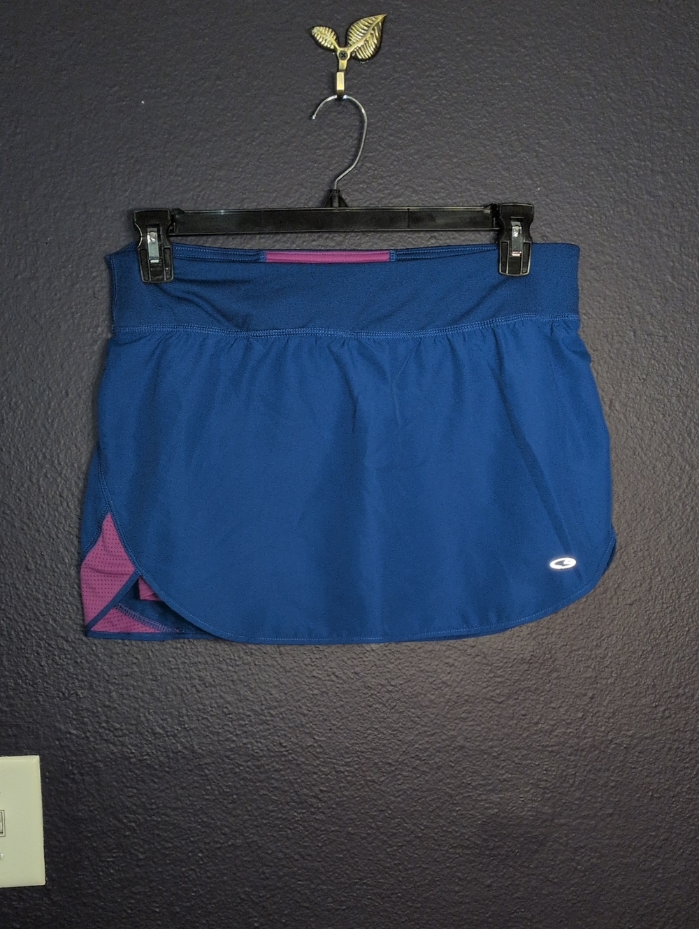 "Champion" Blue Women's Skort with Pink Accents Size Medium